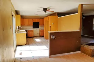 547 Redwood Rd, Bolingbrook, IL 60440 - Photo 9