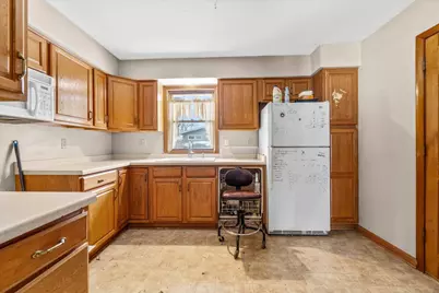 906 Lindenwood Drive, Aurora, IL 60506 - Photo 9