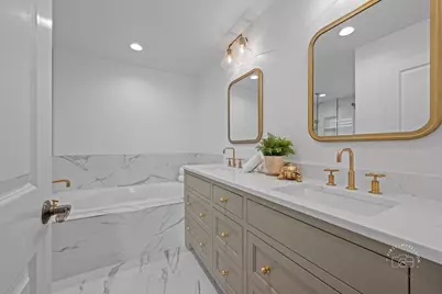 305 N Fremont Street, Naperville, IL 60540 - Photo 7