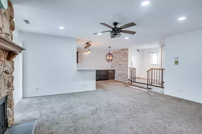 340 Springlake Lane #D, Aurora, IL 60504 - Photo 5