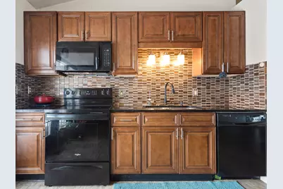 316 Middletree Road, Joliet, IL 60433 - Photo 5