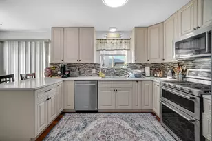 504 Pheasant Chase Dr, Bolingbrook, IL 60490 - Photo 5