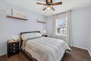 37 Monterey Dr, Vernon Hills, IL 60061 - Photo 17