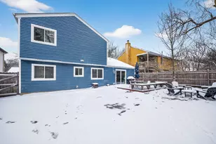 37 Monterey Dr, Vernon Hills, IL 60061 - Photo 21