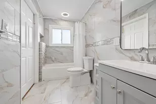 2S121 Ivy Ln, Lombard, IL 60148 - Photo 11