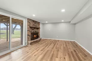 2S121 Ivy Ln, Lombard, IL 60148 - Photo 15