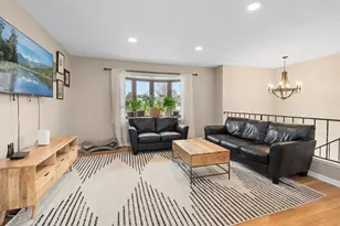 2S121 Ivy Ln, Lombard, IL 60148 - Photo 5