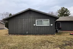 4671 185th Pl, Country Club Hills, IL 60478 - Photo 3