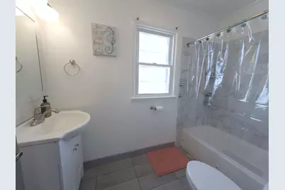 2035 Fargo Avenue, Des Plaines, IL 60018 - Photo 11