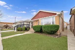 3605 W 57th St, Chicago, IL 60629 - Photo 3