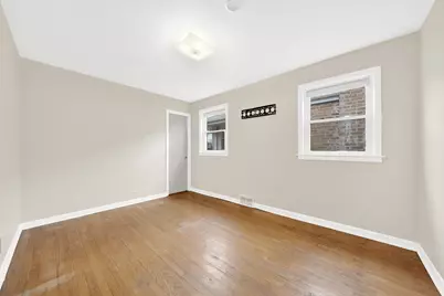 3605 W 57th Street, Chicago, IL 60629 - Photo 7