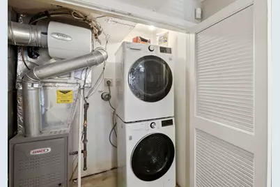 2142 N Racine Avenue #1, Chicago, IL 60614 - Photo 25