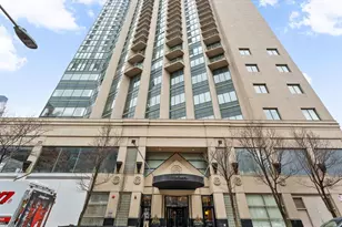 111 W Maple St, Chicago, IL 60610 - Photo 21