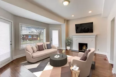 7955 S Blackstone Avenue, Chicago, IL 60619 - Photo 3