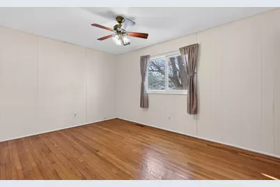 3915 Maple Avenue, McHenry, IL 60050 - Photo 13