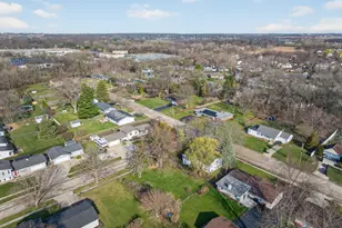 3915 Maple Ave, McHenry, IL 60050 - Photo 29