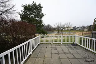 1661 College Green Dr, Elgin, IL 60123 - Photo 33