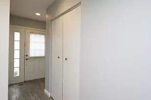 1661 College Green Dr, Elgin, IL 60123 - Photo 29