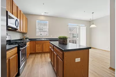 3763 Bailey Road #3763, Yorkville, IL 60560 - Photo 7