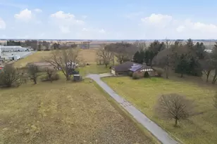 11261 W Kennedy Rd, Peotone, IL 60468 - Photo 3