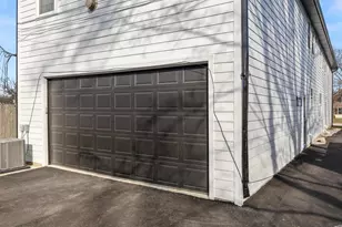 327 N Loomis St, Naperville, IL 60540 - Photo 21