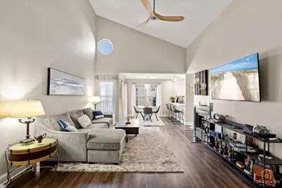 132 White Oak Court #5, Schaumburg, IL 60195 - Photo 11