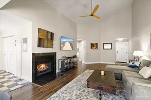 132 White Oak Ct, Schaumburg, IL 60195 - Photo 13