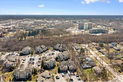 132 White Oak Court #5, Schaumburg, IL 60195 - Photo 35