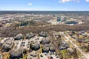 132 White Oak Ct, Schaumburg, IL 60195 - Photo 35