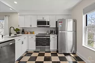 132 White Oak Ct, Schaumburg, IL 60195 - Photo 17