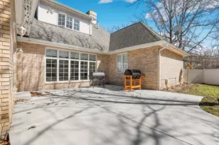 2200 E Gaisor Ct, Crete, IL 60417 - Photo 29