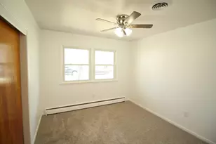 301 Oakdale Ave, Normal, IL 61761 - Photo 7