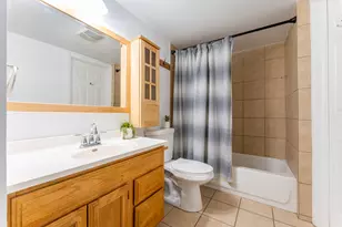 802 E Old Willow Rd, Prospect Heights, IL 60070 - Photo 13