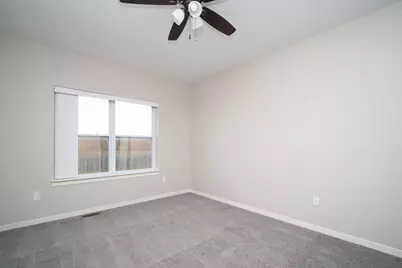 406 Anjali Court #R, Sycamore, IL 60178 - Photo 13