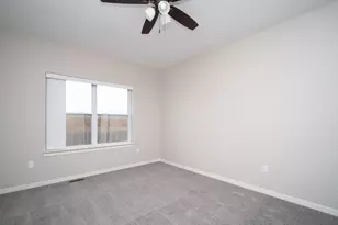 406 Anjali Court, Sycamore, IL 60178 - Photo 13