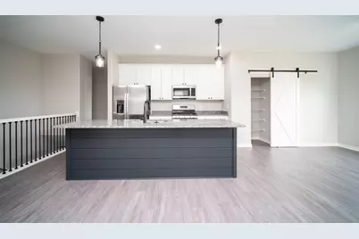 406 Anjali Court #R, Sycamore, IL 60178 - Photo 3