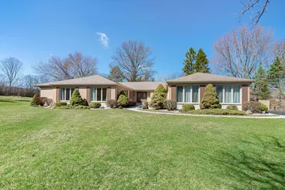 1449 S Shore Court, Barrington, IL 60010 - Photo 3