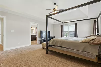 9875 Aster Cove, Saint John, IN 46373 - Photo 17