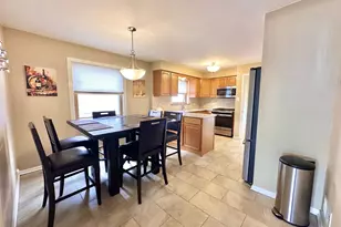 7733 S Sawyer Ave, Chicago, IL 60652 - Photo 7