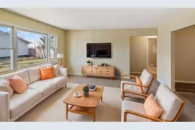 2466 Red Oak Trail, Crest Hill, IL 60435 - Photo 5