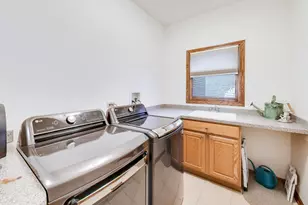 18309 Carrington Dr, Hazel Crest, IL 60429 - Photo 23