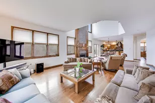 18309 Carrington Dr, Hazel Crest, IL 60429 - Photo 11