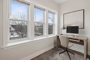 7035 N Greenview Ave, Chicago, IL 60626 - Photo 11