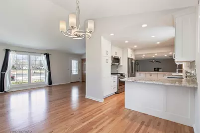 64 E Harbor Drive, Lake Zurich, IL 60047 - Photo 5