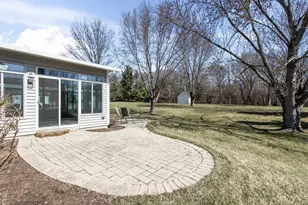 64 E Harbor Dr, Lake Zurich, IL 60047 - Photo 27