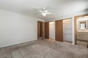 64 E Harbor Dr, Lake Zurich, IL 60047 - Photo 15