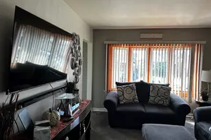 3444 W 53rd Pl, Chicago, IL 60632 - Photo 3