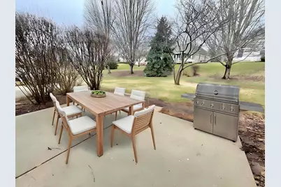 352 Normandie Drive, Sugar Grove, IL 60554 - Photo 19