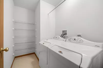 352 Normandie Drive, Sugar Grove, IL 60554 - Photo 15