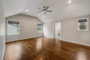 4 Oxford Ave, Clarendon Hills, IL 60514 - Photo 19